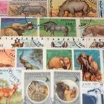 Africa 50 various African Animals Stamps (Stamps for collectors) Other mammals (monkeys/dinosaurs/elephants …)